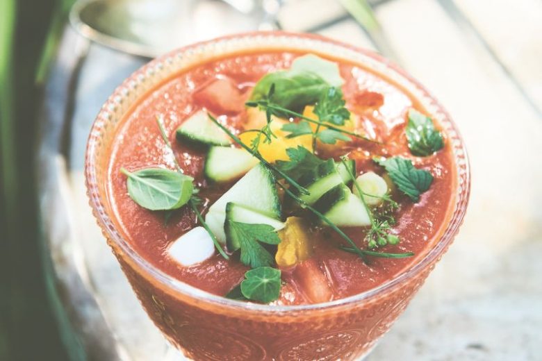 Soupe froide de tomate et ananas