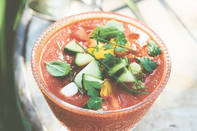 Soupe froide de tomate et ananas