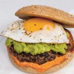 Burger à l’œuf au plat