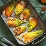 Fleurs de courgettes farcies au Brocciu