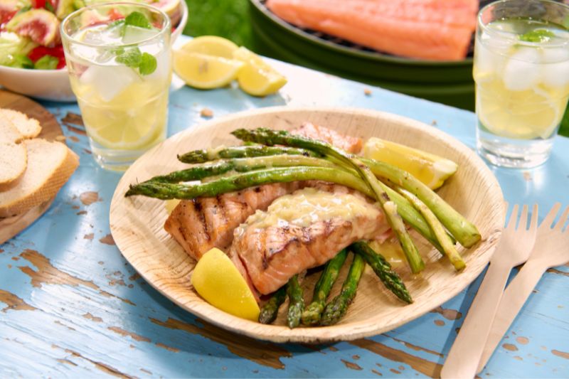 Saumon grillé et beurre blanc