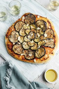 Vegetarian pizza recipe with roasted vegetables