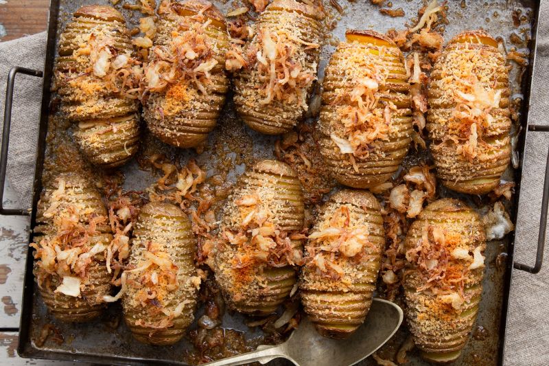 Pommes de terre Hasselback au beurre