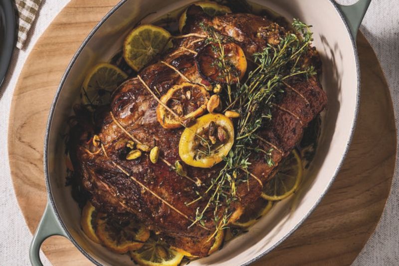 Rôti de boeuf farci aux herbes