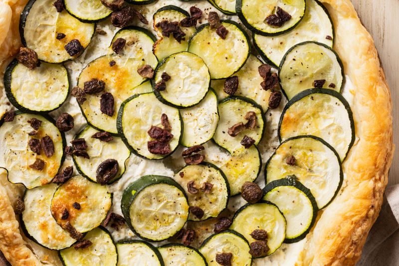 Tarte fine aux courgettes et olives