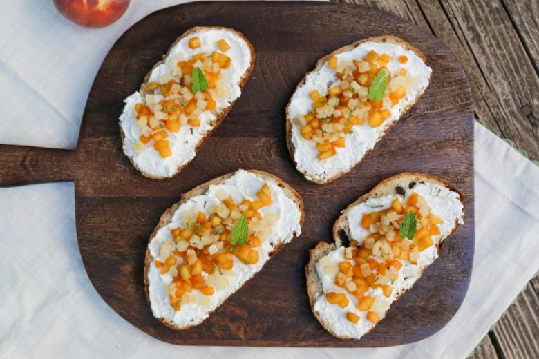 Tartines de chèvre au citron confit