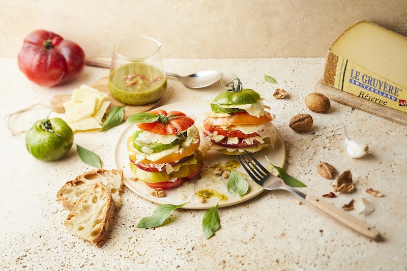 recette de Millefeuille de tomate ancienne au Gruyère