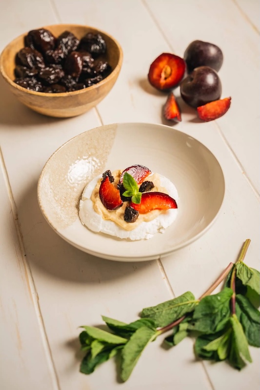 recette de Pavlova aux prunes et pruneaux d’Agen