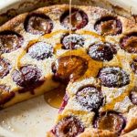 Clafoutis aux prunes et au miel