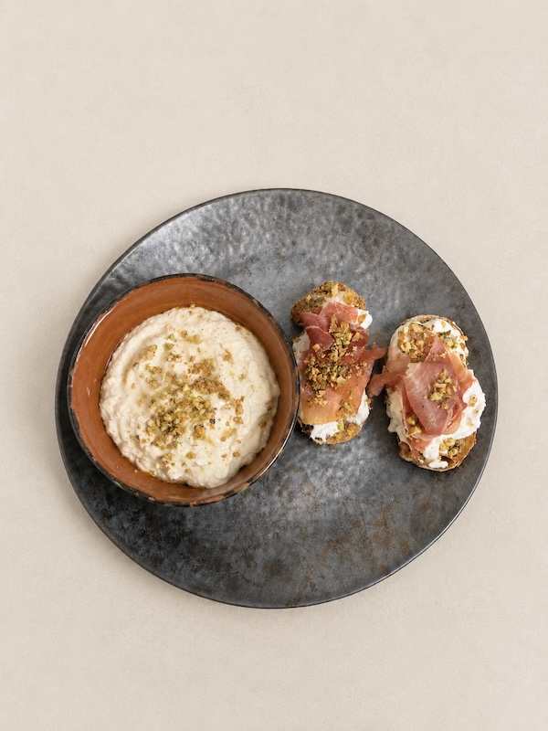 recette de Houmous et bruschettas aux pistaches