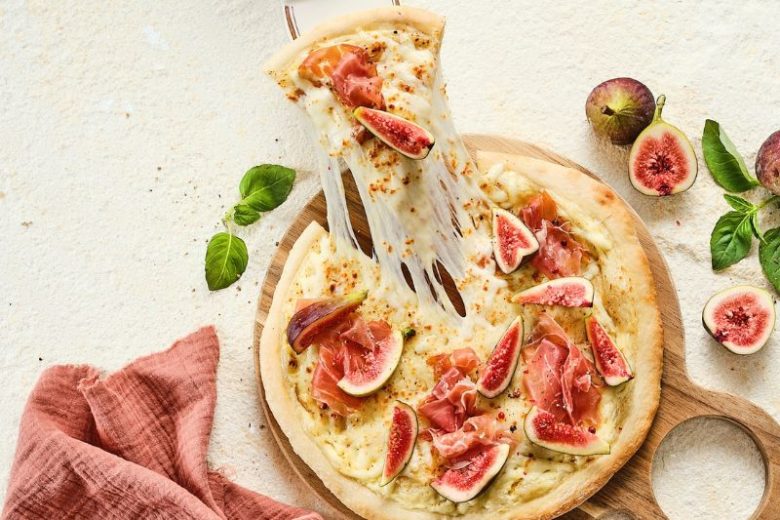 Pizza figues et mozzarella