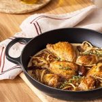 Poulet à la normande aux champignons sauvages