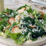Salade César et vinaigrette au Gruyère