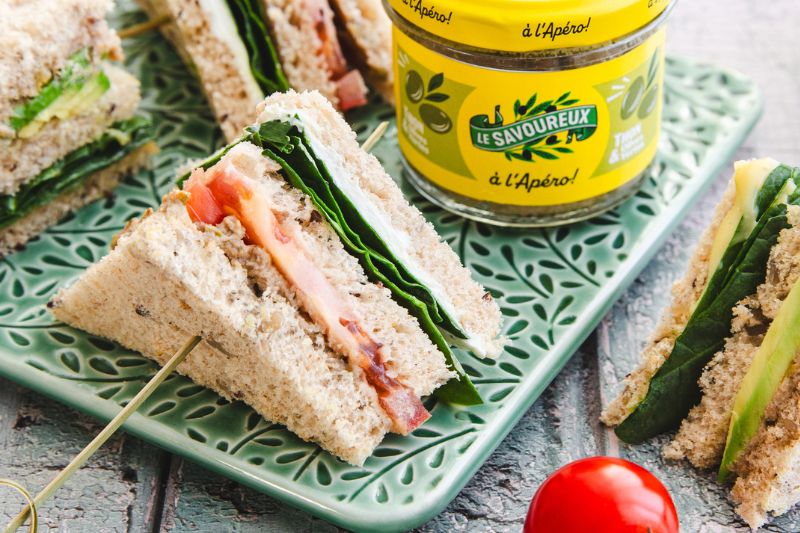 Club sandwiches thon et olives