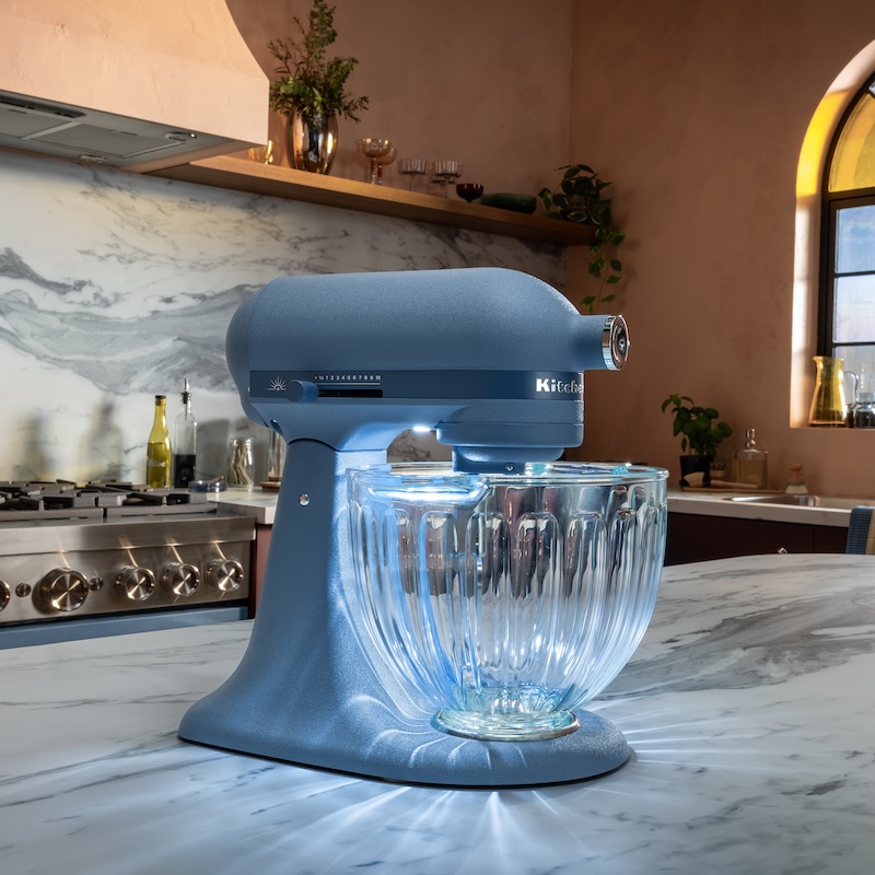 robot pâtissier bol en verre et éclairage LED