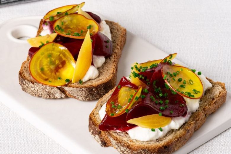 Tartine aux graines déclinaison de betteraves