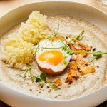 Oeuf parfait et crème de champignons