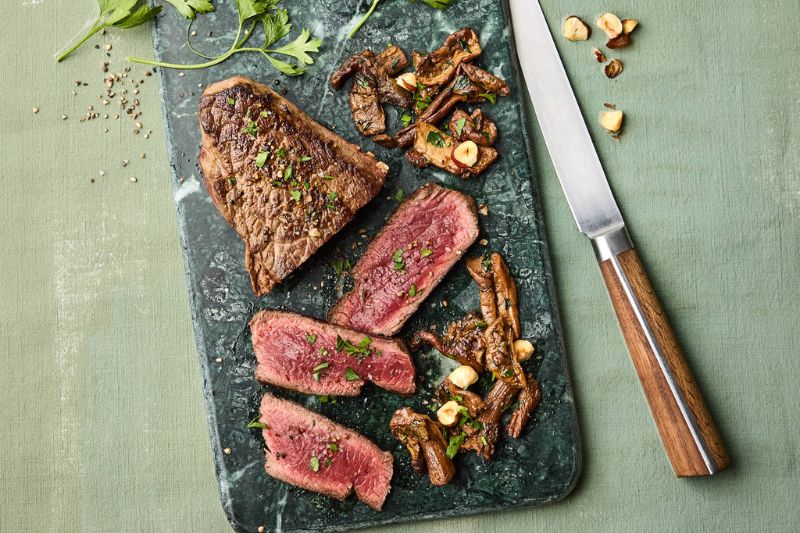 Rumsteck poêlé et cèpes sautés