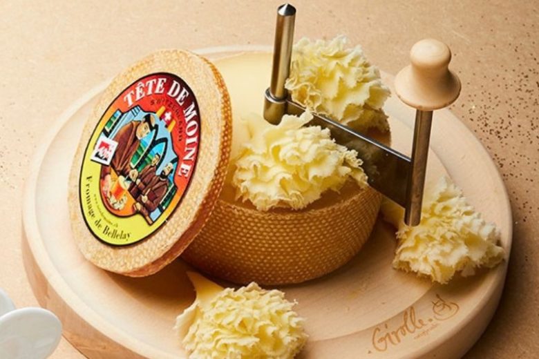 Tête de Moine AOP raclée en fines rosettes